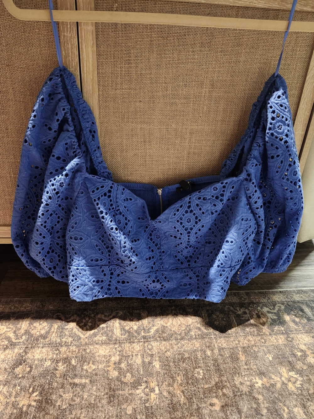 Dynamite Royal Blue Eyelet Puff-Sleeve Crop Top Sz L